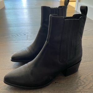 Vagabond ankle boots